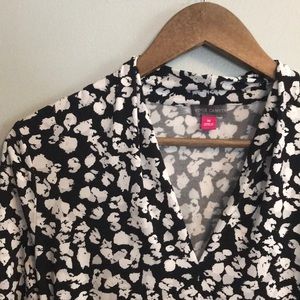Vince Cameron Black and White Blouse